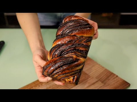 Видео: Найсмачніша булка з шоколадом! Шоколадна плетінка: Покроковий Рецепт