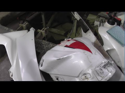 Видео: Yamaha R6. Ремонт и окраска внешних деталей.