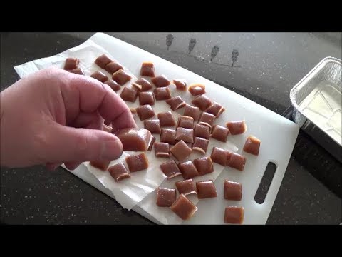 Видео: Как приготовить кленовую ириску