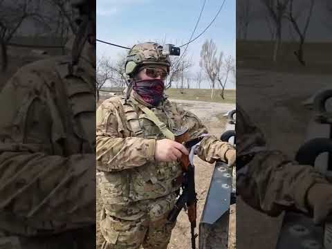 Видео: Для чего нужен нож в боевых действиях.