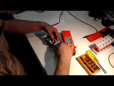 Видео: Замена аккумуляторов в беспроводном пылесосе Electrolux. Часть 1