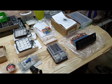 Видео: Электрооборудование в лодку. ТО мотора. Сезон закрыли.