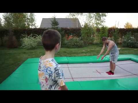 Видео: Прыжки на гимнастическом батуте: Урок с Юрием Громовым