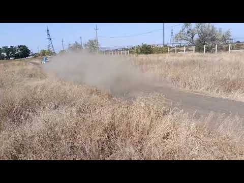 Видео: Таврия, тоже вміє літати… #таврия #заз #car 