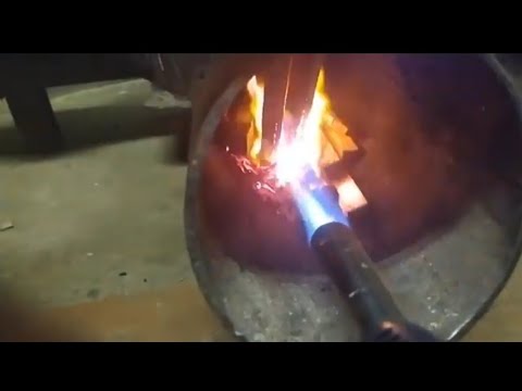 Видео: Эконом печь для мастерской,теплицы,  гаража.  Часть 2