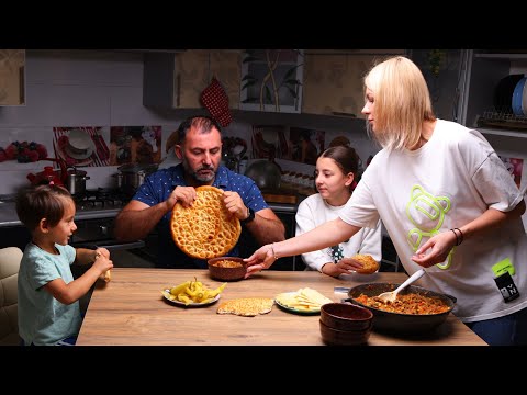 Видео: ТУШЕНОЕ МЯСО С НУТОМ.