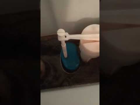Видео: Клапан сливного бачка пропускает воду. Как отремонтировать самому.