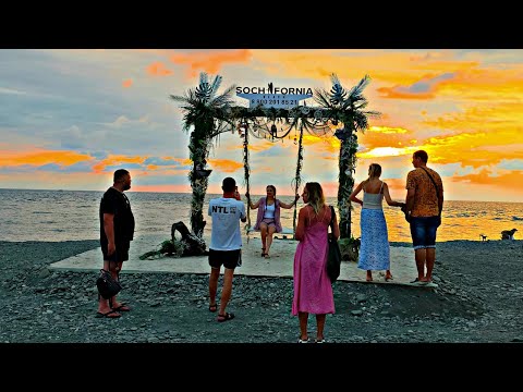 Видео: ✅️20 АВГУСТА В СИРИУСЕ: ИДЁМ ОТ МОРПОРТА К ПЛЯЖУ СОЧИФОРНИЯ. ЛУЧШИЕ ЛОКАЦИИ И МЕСТА. АДЛЕР 2025