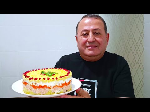 Видео: Салат МИМОЗА Потрясающе Вкусный и Красивый! Шикарный Рецепт на Праздничный Стол
