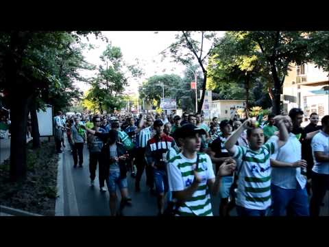 Видео: VARNAUTRE TV: Шествието на феновете на Черно море