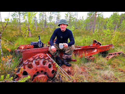 Видео: ЭКСПЕДИЦИЯ! БУЛЬДОЗЕР В БОЛОТЕ. Т-130! ЗОНА УСЕЯНА МЕТАЛЛОМ. "СССР" ВСЁ БРОШЕНО!  МАСТЕРСКИЕ ГУЛАГА.