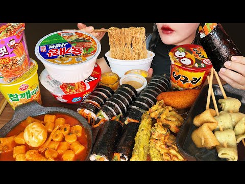 Видео: СУБ)АСМР МУКБАНГ🎉Ешь, как Руми из K-Pop Demon Hunters🎉Рамен в стакане + токпокки + кимбап + корн-дог