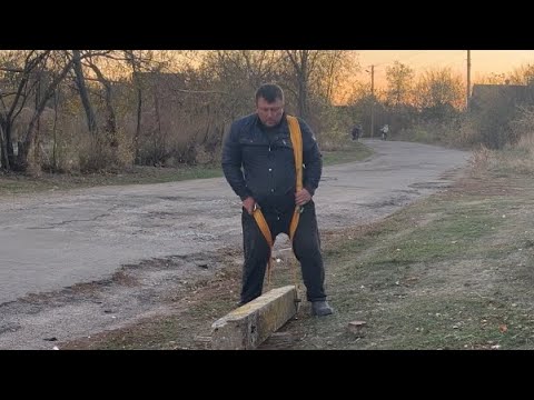 Видео: Підготовка до встановлення стовпа під ворота!