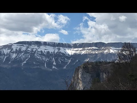 Видео: На Бамбаки из Никитино пешком по реке Кутан.