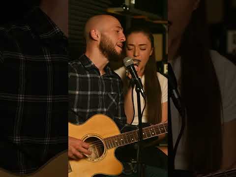 Видео: Диана Бесолти æмæ ХОХ - Дыууæ уды