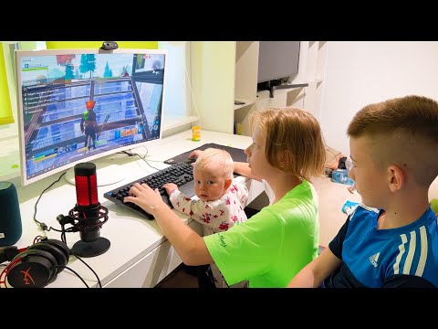 Видео: ХОТИМ ПЛАВАТЬ. ЧИСТИМ БАССЕЙН. 6 ДЕТЕЙ В ДОМЕ. НИКА ЛАЙФ