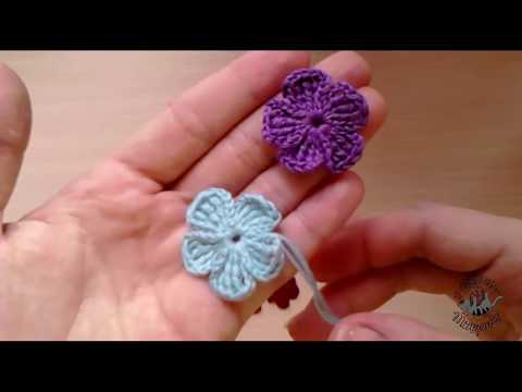 Видео: Цветочек крючком Мастер-класс/ Как связать цветочек крючком
