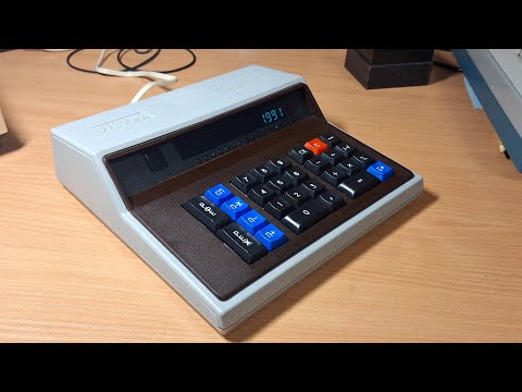 Видео: Калькулятор Электроника МК-59 (1991) | Elektronika МК-59 soviet calculator