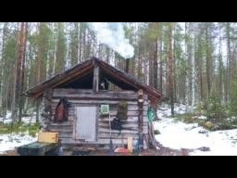 Видео: Поход на избу/ рыбалка на жерлицы/ охота на куницу капканами.