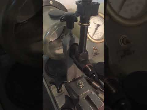 Видео: Регулировка форсунки ЯМЗ-238НД (кировец К-700А)