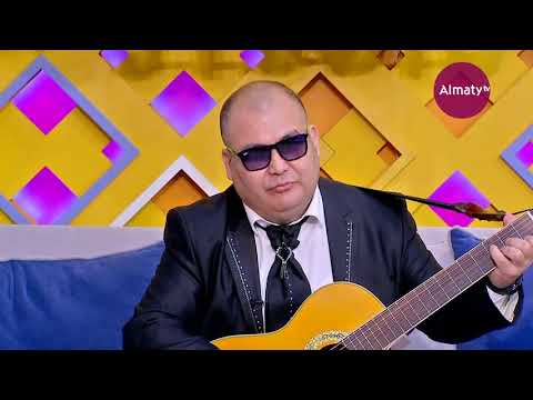 Видео: Зағип әнші "Таңғы STUDIO" бағдарламасында Табылды Досымовтың әнін орындады