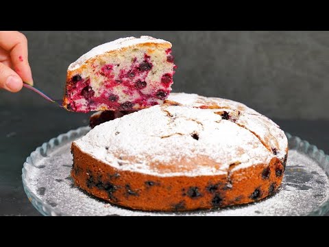 Видео: Пирог «Все смешал и в духовку» с любыми ягодами! Очень вкусный простой пирог