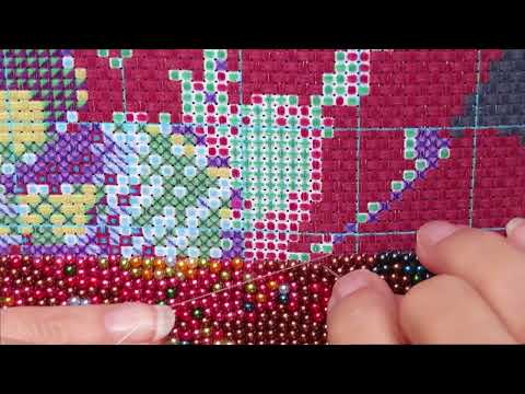 Видео: Вышивка бисером "Пионы" октябрь, работа над проектом #beadembroidery