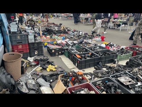 Видео: Минск барахолка. Деньги из мусора. Витёк мусорщик