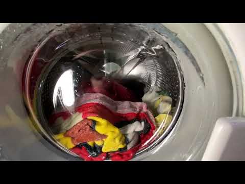 Видео: Electrolux EWC1050: Стирка полотенец - Хлопок 90°C, 1000 об/мин, быстрая стирка