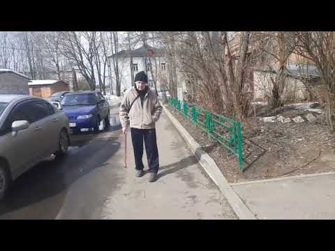 Видео: Жизнь после инсульта.Весенняя прогулка.Мама оператор.