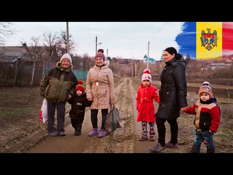 Видео: БЕДНАЯ СТРАНА МОЛДОВА!! ЛЮДИ РАССКАЗЫВАЛИ ФАКТЫ КИШИНЕВ/МОЛДОВА 🇲🇩~102