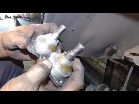 Видео: Замена верхней шаровой опоры ГАЗ 3110 Волга