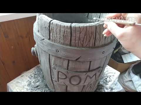 Видео: Бочка под водосточную трубу из цемента.Barrel under the downpipe made of cement.Thùng dưới đường ống