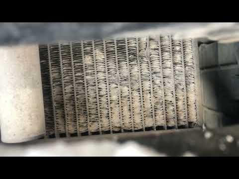 Видео: 1 главная причина почему давит антифриз с автомобиля Hyundai Accent