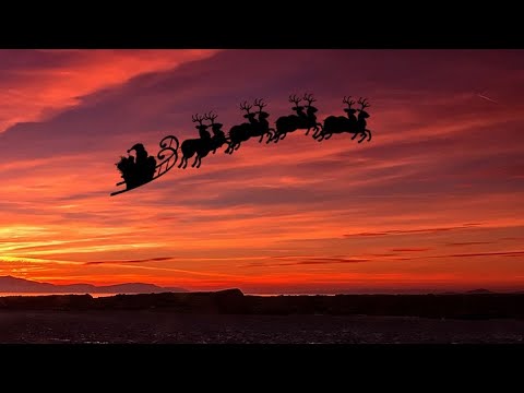 Видео: 5 САНТА КЛАУСОВ СНЯТЫХ НА КАМЕРУ (НОВЫЕ ВИДЕО 2022)