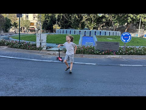 Видео: Я нашел Backrooms на Google картах 😱😰😥😭😳🥵🥶￼