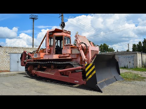 Видео: Трактор ДЭТ-320. Запуск, работа и остановка двигателя.