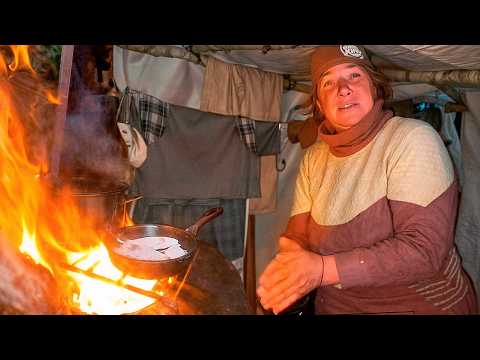 Видео: РЕЦЕПТ ВЫЖИВАНИЯ НА СВАЛКЕ | ЛЕНА ЖАРИТ КАРАСЯ, МУСОРЩИК