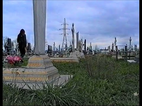 Видео: Плохая примета - надгробный памятник себе при жизни. Почему они это делают. Надгробия. #похорон