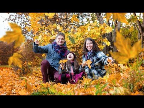 Видео: Семейная фотосессия осенью на природе