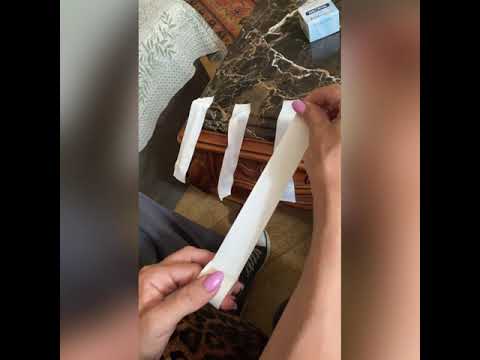 Видео: ставим уши доберману на палочки.