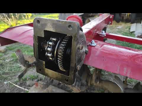 Видео: Рівень масла в активній фрезі до тяжкого мотоблока,скільки лити?
