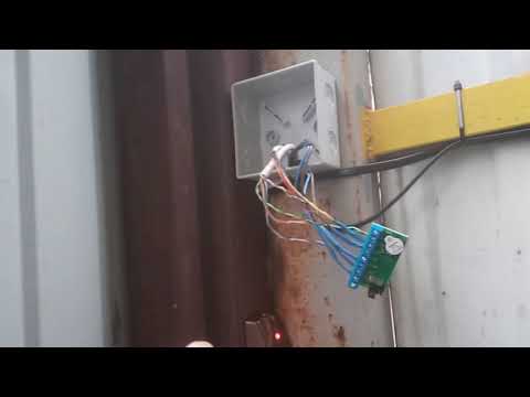 Видео: Замок на откатные ворота