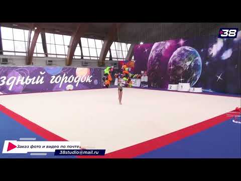 Видео: Анварбекова Айлин 2016гр Обруч 