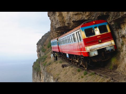 Видео: На Соплях! Самые Жуткие Железные Дороги, Которые Вас Напугают!