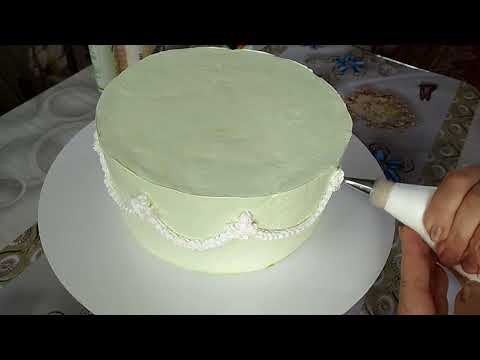 Видео: Торт с цветами!Эустомы и хризантемы на торте!