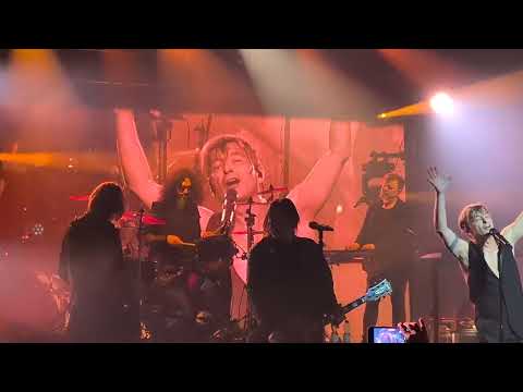 Видео: БИ 2 Зажигать(Live Leipzig Felsenkeller)