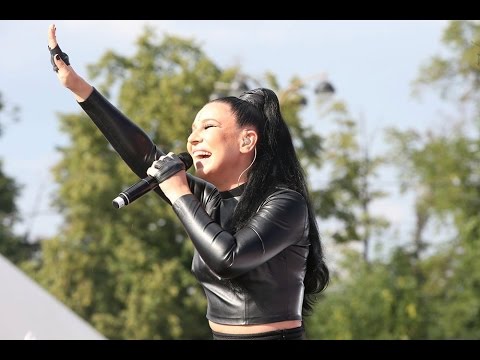 Видео: Выступление Ёлки на Europa Plus Live 2016!