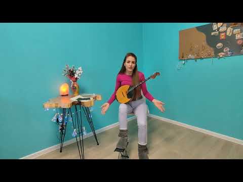 Видео: Посадка исполнителя на домре. Закладываем правильную основу.