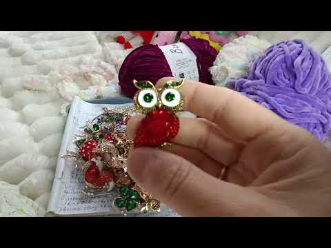 Видео: Вяжу заказ 😉// Встретила зрительницу😍🤗 // Брошки по вашим просьбам//